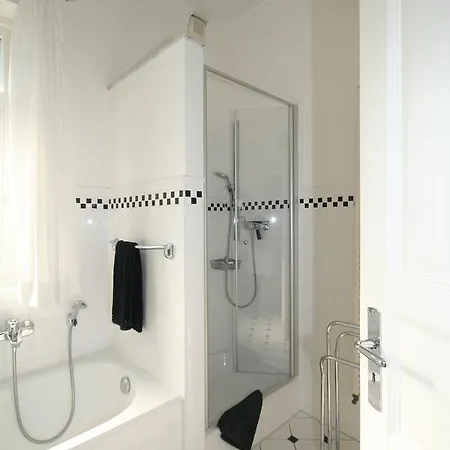 An Der Apartment